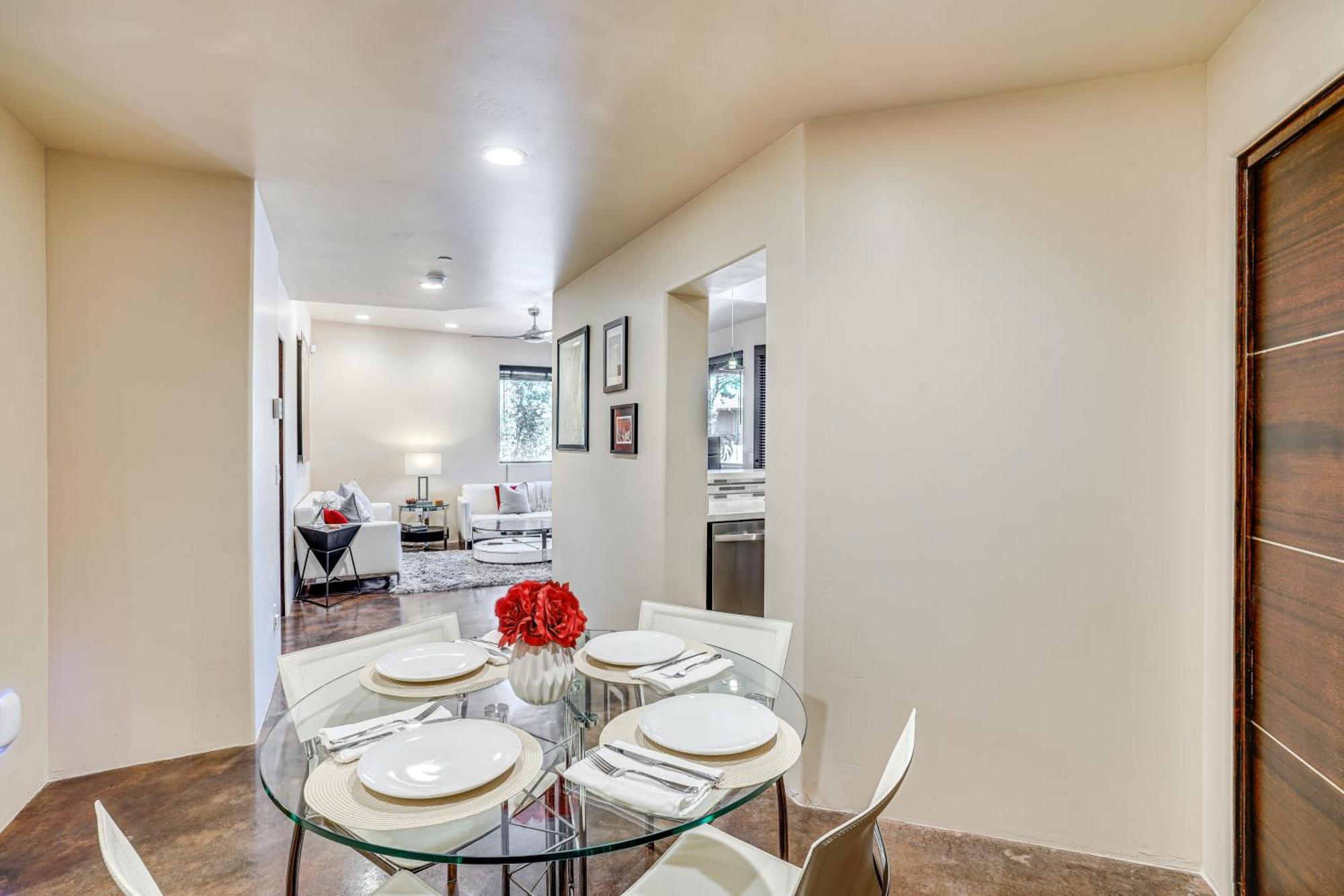 Apartamento Sedona Couples Retreat With Patio Walk To Trails! Exterior foto