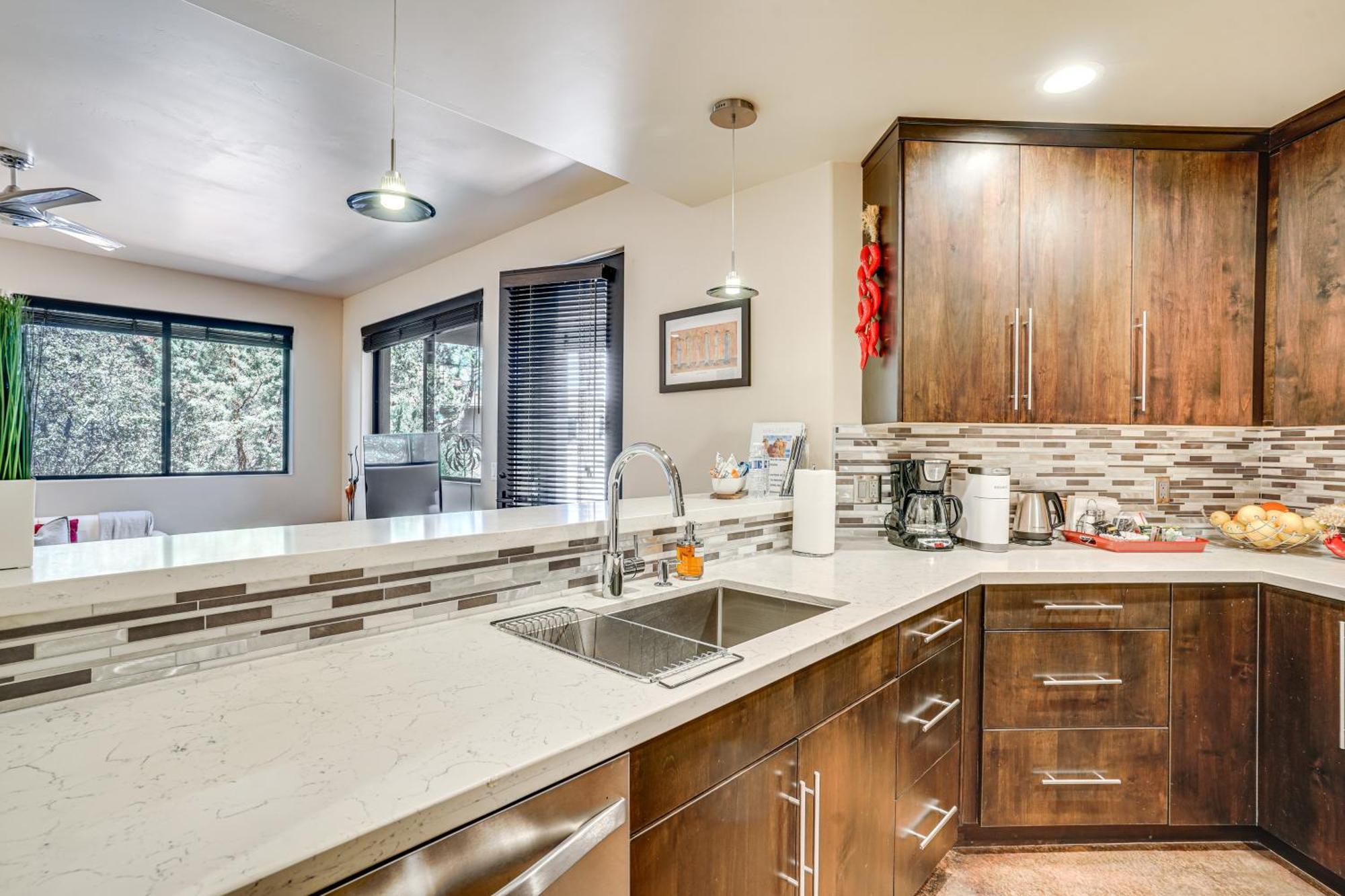 Apartamento Sedona Couples Retreat With Patio Walk To Trails! Exterior foto