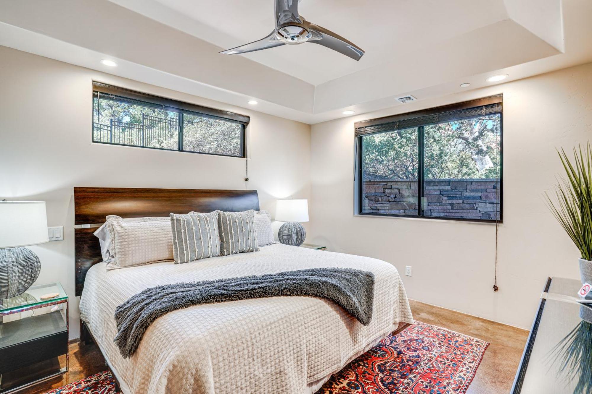Apartamento Sedona Couples Retreat With Patio Walk To Trails! Exterior foto