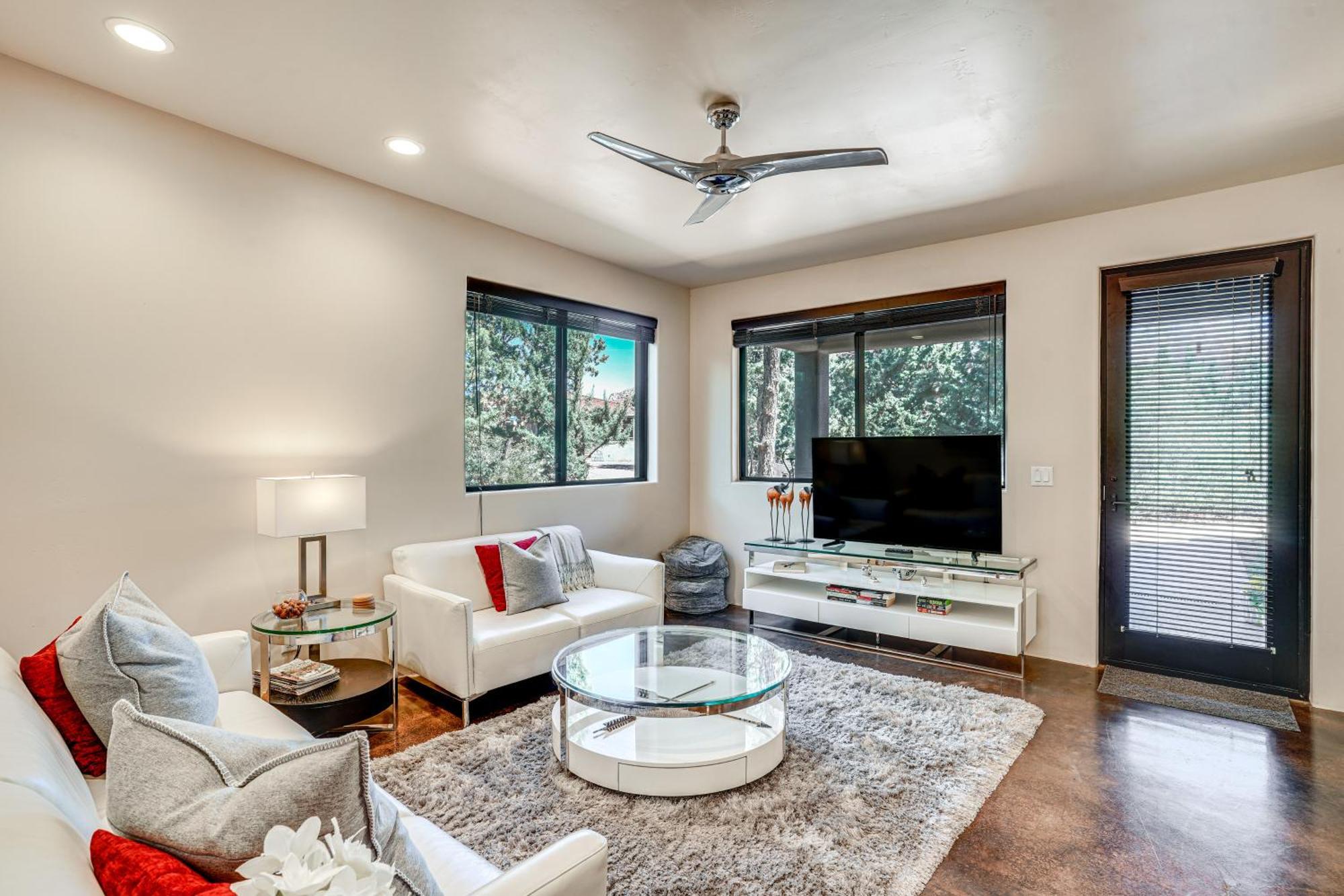 Apartamento Sedona Couples Retreat With Patio Walk To Trails! Exterior foto